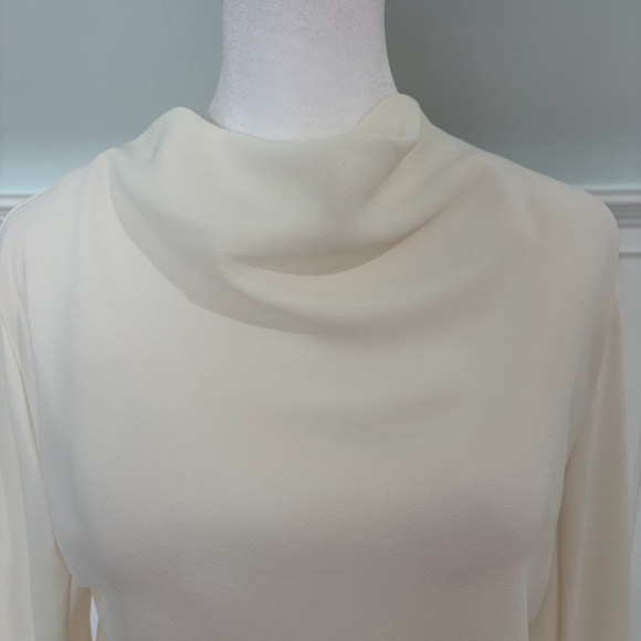 H&M Ruffle Sleeved Blouse - Picture 6 of 12